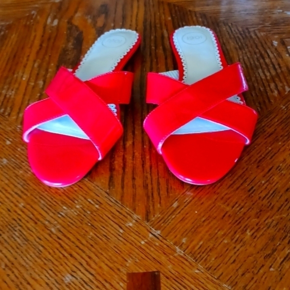 BRYERS 1901 CRISS-CROSS SLIP ON  SANDALS. - Picture 7 of 7